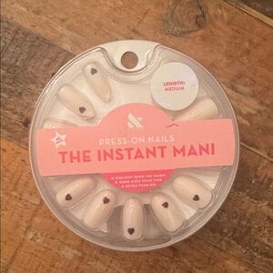 Olive and June press on nails